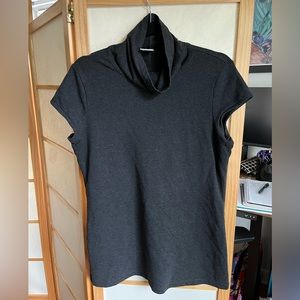 CAbi gray short sleeved turtleneck